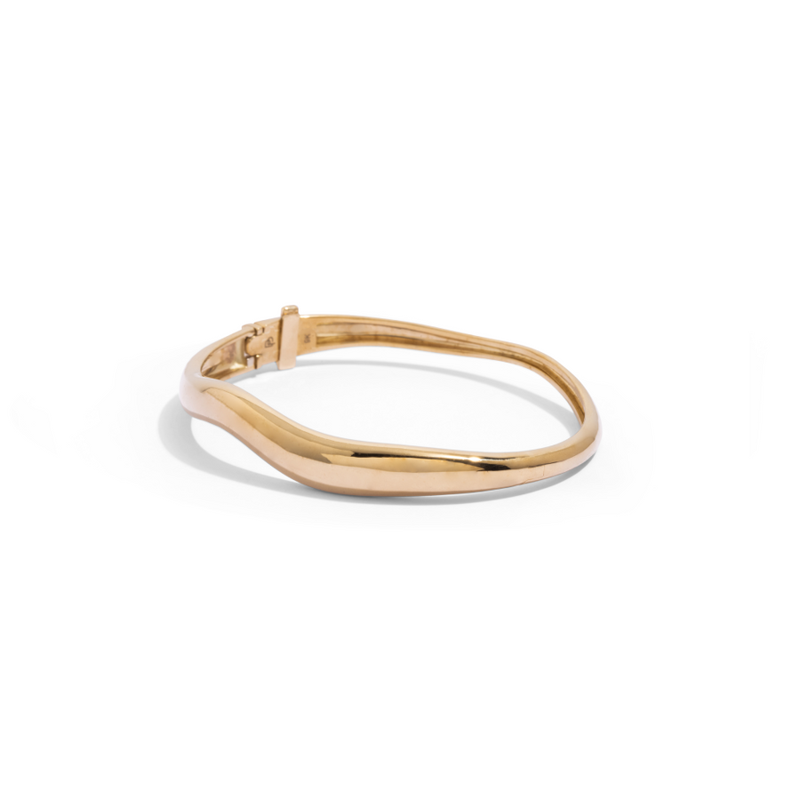 Magnified Bangle