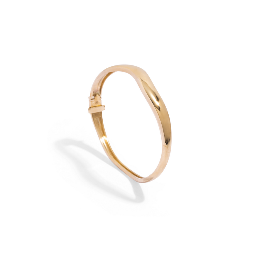 Magnified Bangle